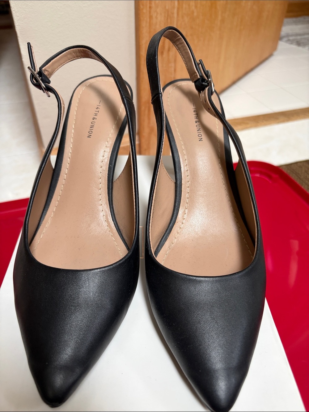 14th & Union Black Pointed Slingback Mules